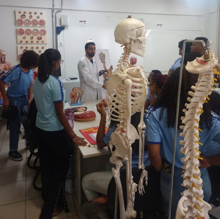 Campus do Mucuri recebe visita de estudantes do município de Setubinha - Foto 6