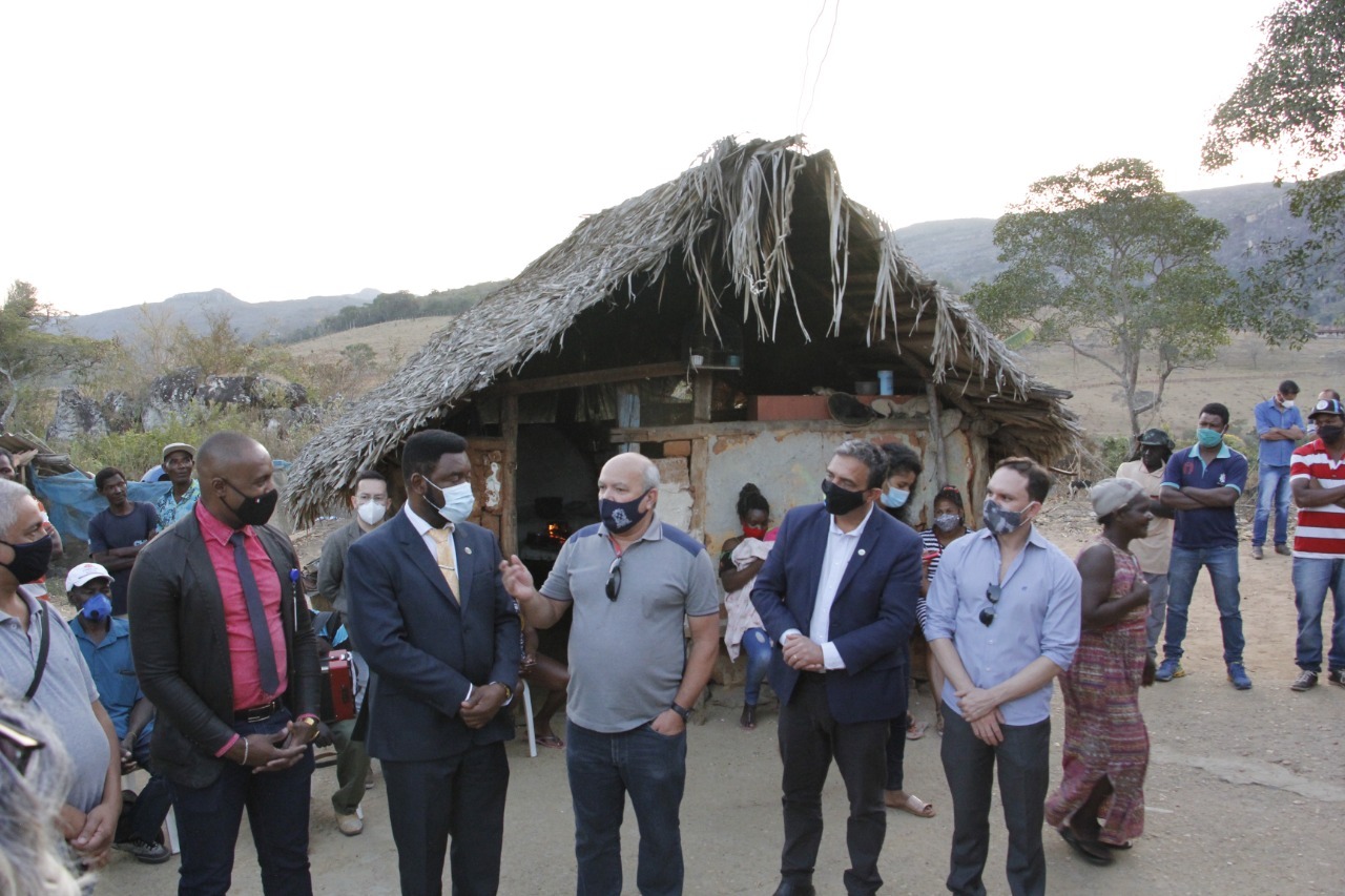 Reitor da UFVJM visita comunidade quilombola Quartel do Indaiá - Foto 1