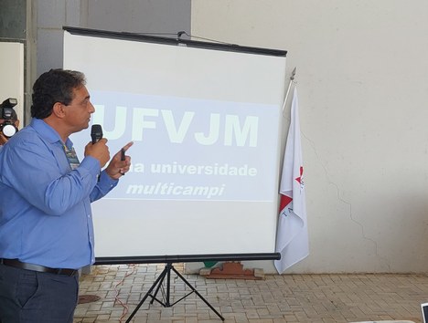 Reitor da UFVJM, professor Janir Alves Soares, apresenta a UFVJM em reuniões no Baixo Jequitinhonha e Norte de Minas