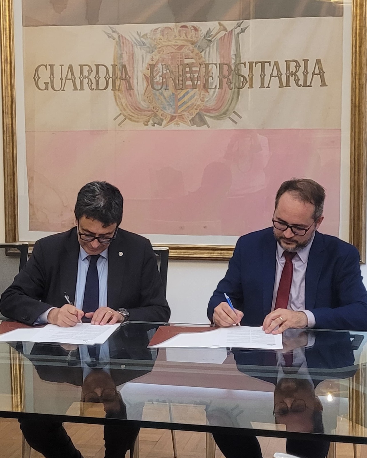 Oportunidades de intercâmbio e cooperação internacional são discutidas pela UFVJM na Europa 2