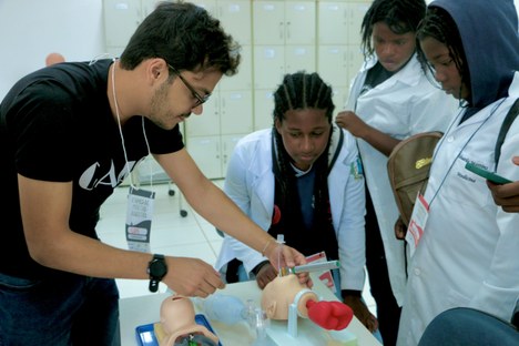 Portas abertas: Faculdade de Medicina recebe alunos de escolas públicas 4