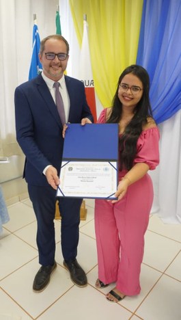 Dignidade Universitária evento no Campus Janaúba homenageia aluna e servidores 01