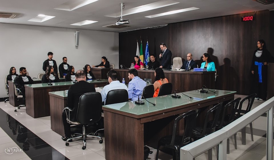 UFVJM entrega mais de 400 profissionais ao mercado de trabalho no início de 2025 12.jpg